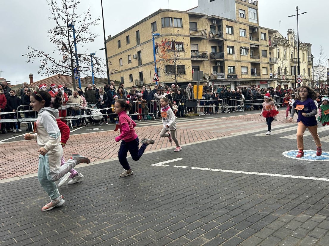 Participación masiva en la San Silvestre de Coria 2023