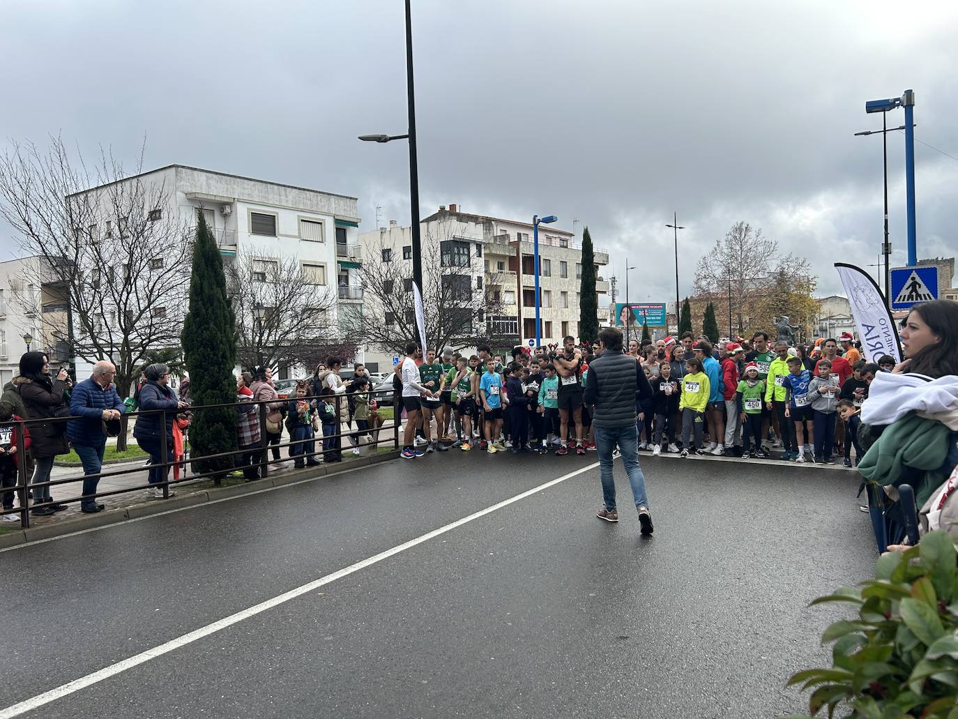Participación masiva en la San Silvestre de Coria 2023