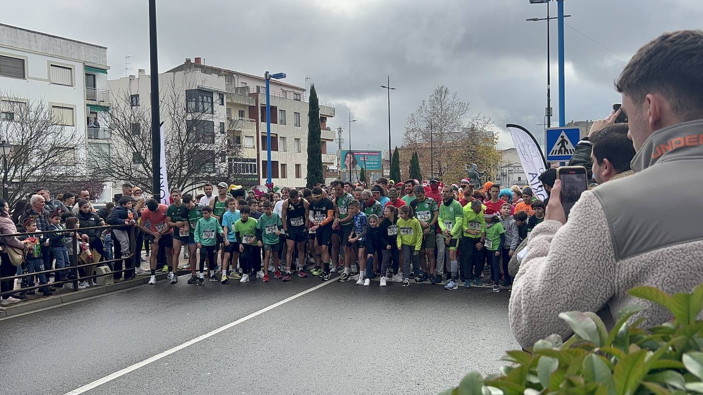 Participación masiva en la San Silvestre de Coria 2023