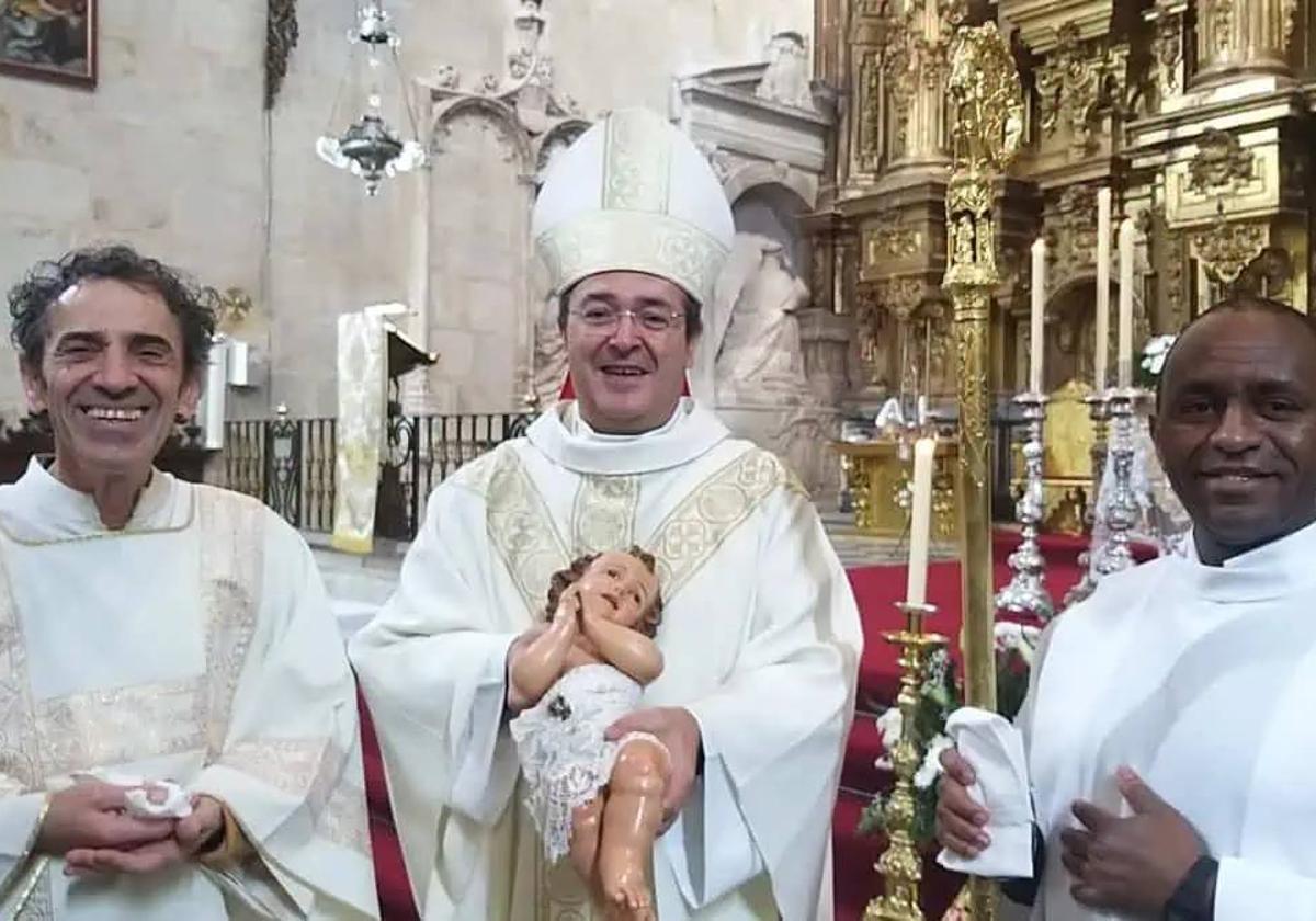 La Catedral de Coria celebra la Misa de Navidad en lengua de signos