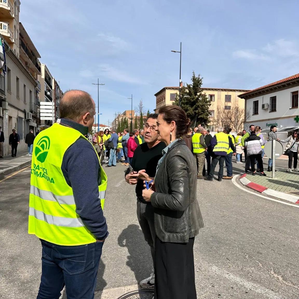 Agricultores de Coria se manifiestan en el casco urbano de la ciudad