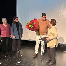 Homenaje a Josefa Gonzalo.