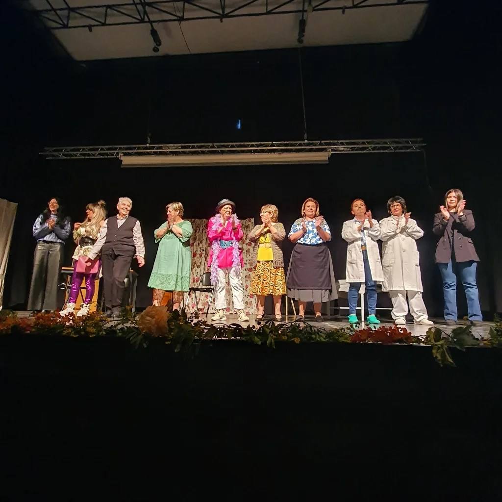 Josefa Gonzalo protagoniza el Acto Homenaje de la Asociación de Mujeres de Coria y Comarca