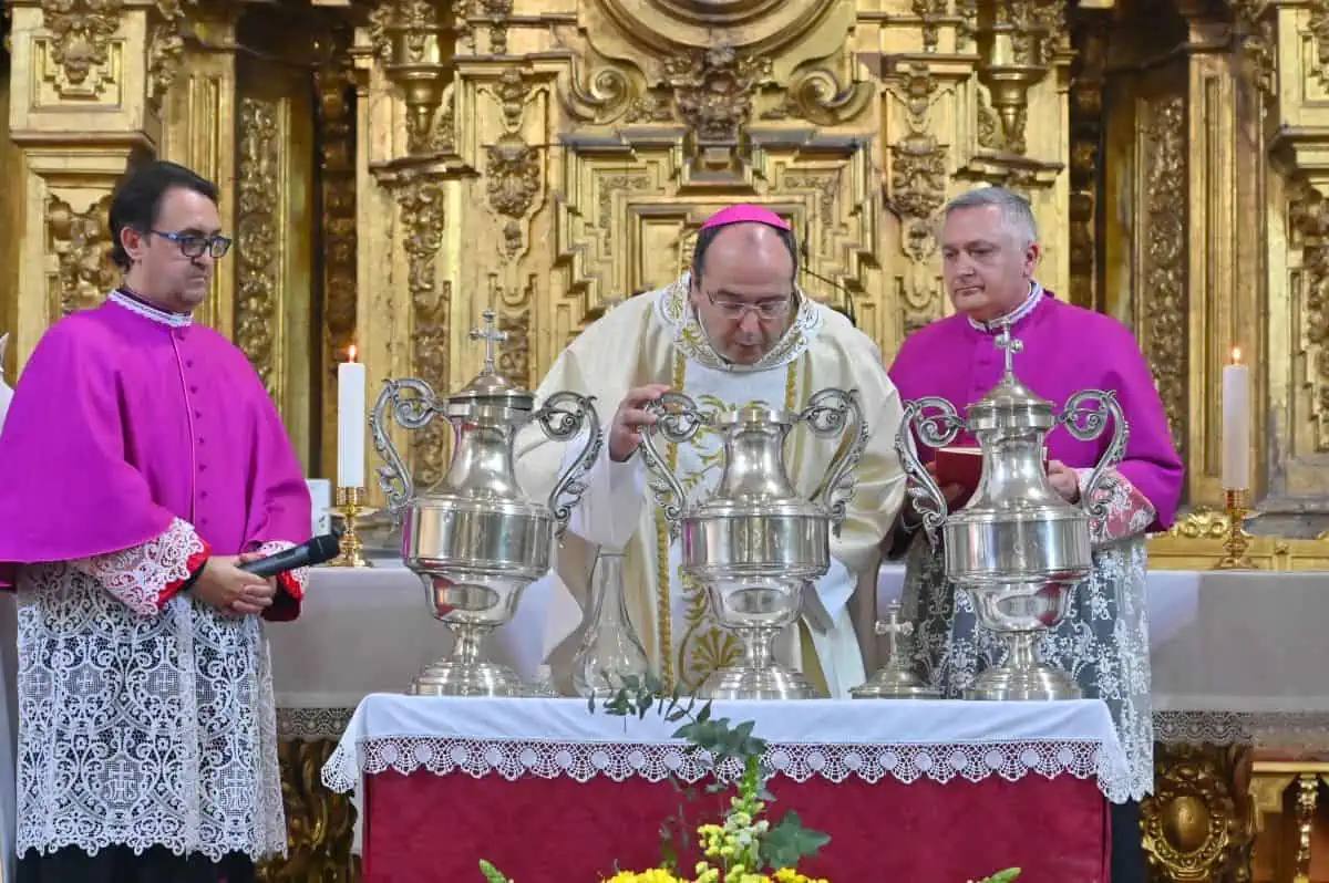 Misa Crismal en Coria.