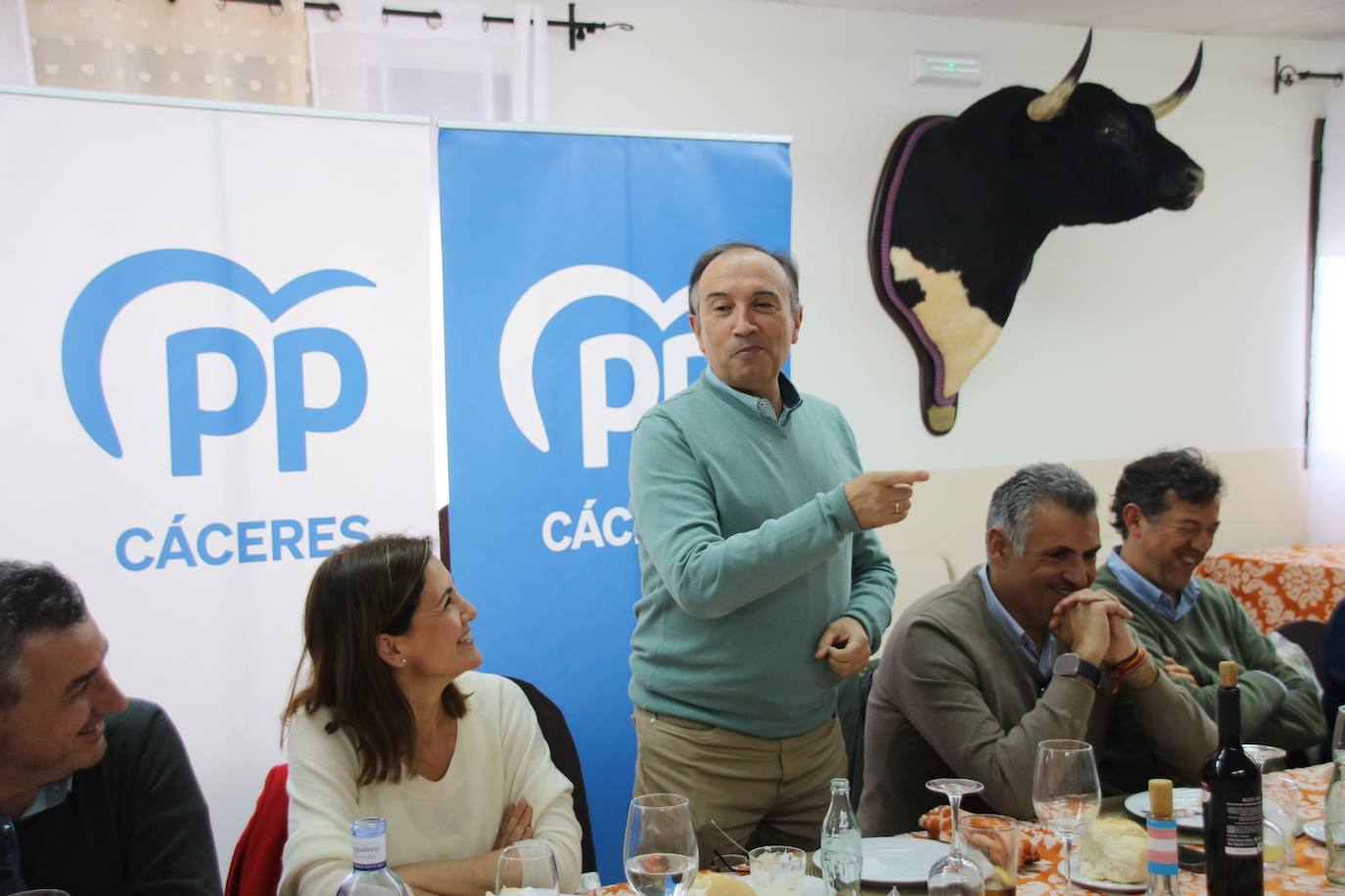 Populares de la Provincia de Cáceres se reunen en Coria para tratar temas de la zona