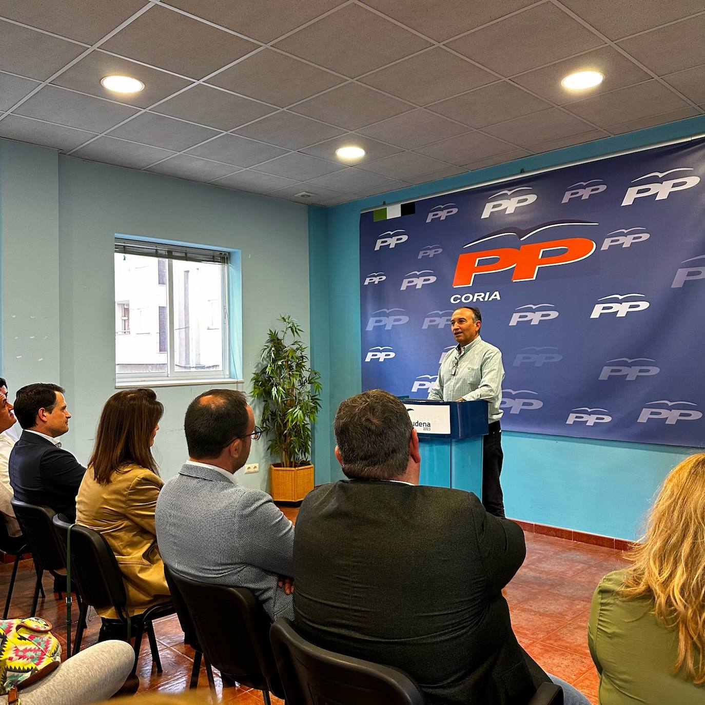 Almudena Domingo ha sido elegida como presidenta de la Junta Local del Partido Popular en Coria