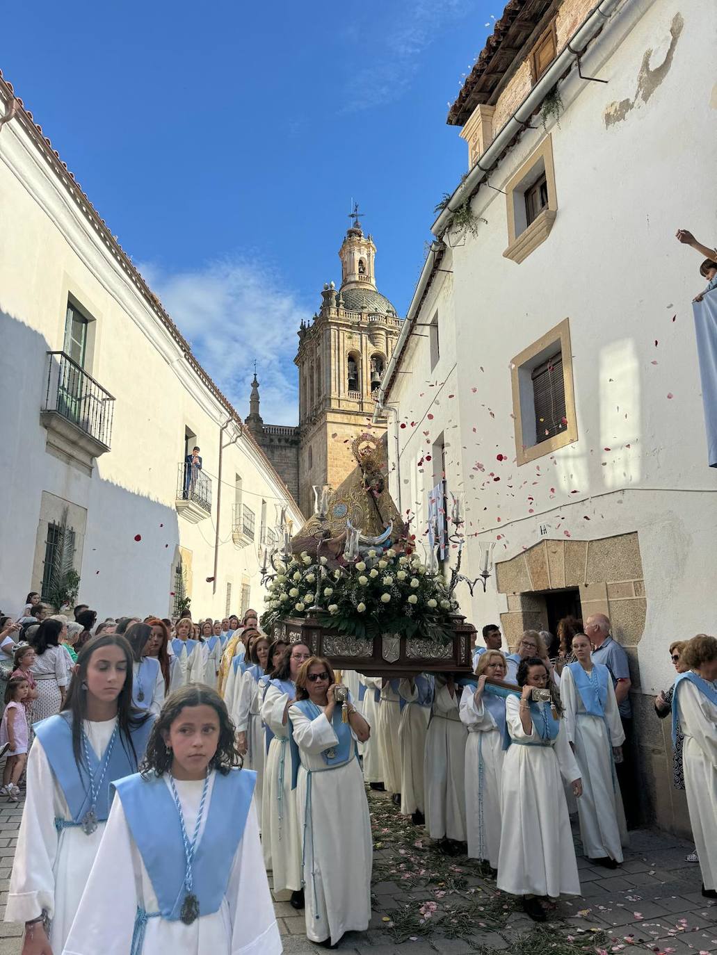 La devoción y pasión por la Virgen de Argeme de Coria en fotos