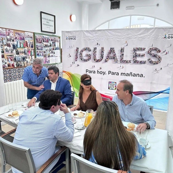 Una mañana de sensibilización con el Grupo ONCE en Coria
