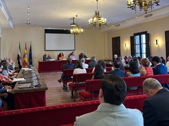 Más de 30 jueces asisten en Coria al curso sobre «Novedades legislativas y jurisprudenciales»