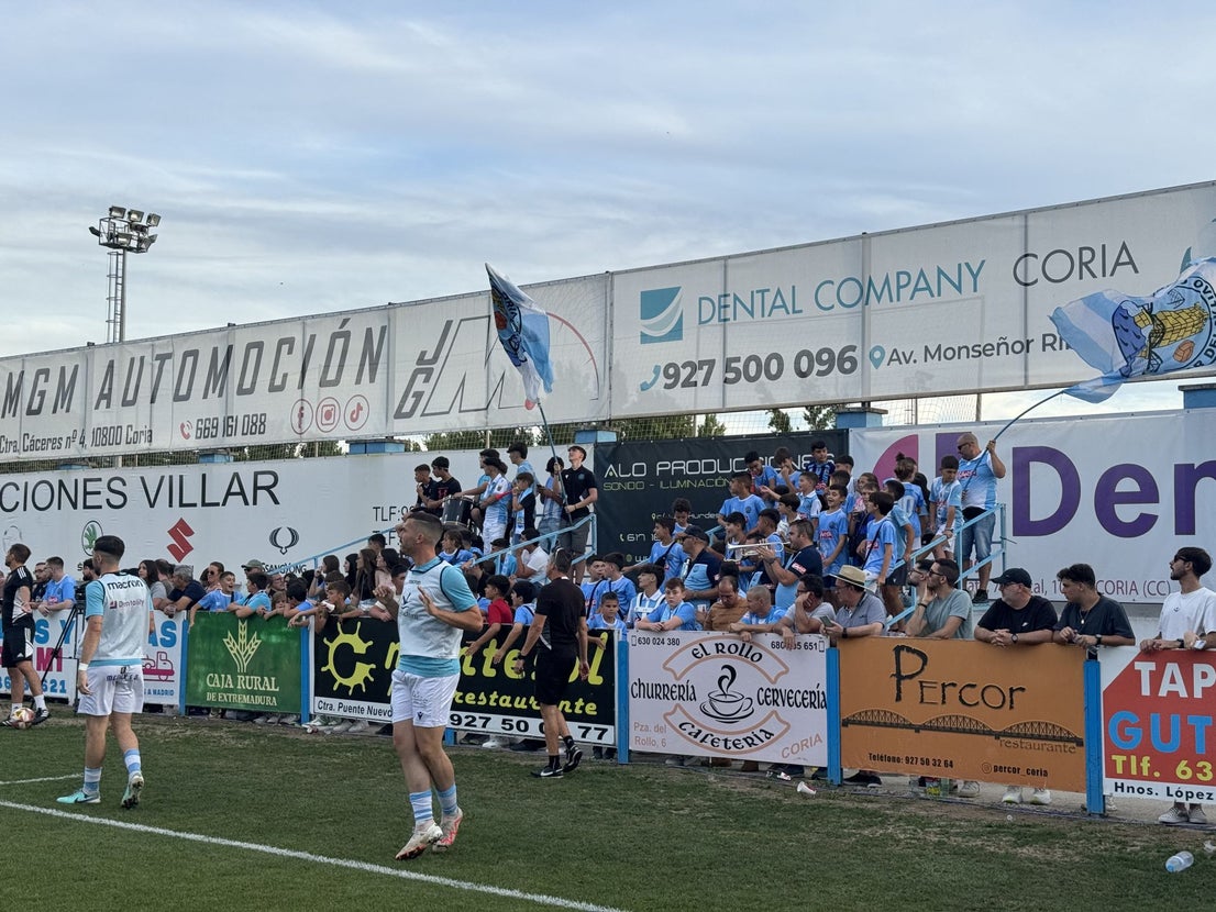 El Coria asciende a Segunda RFEF tras una contundente victoria ante el Real Murcia Imperial