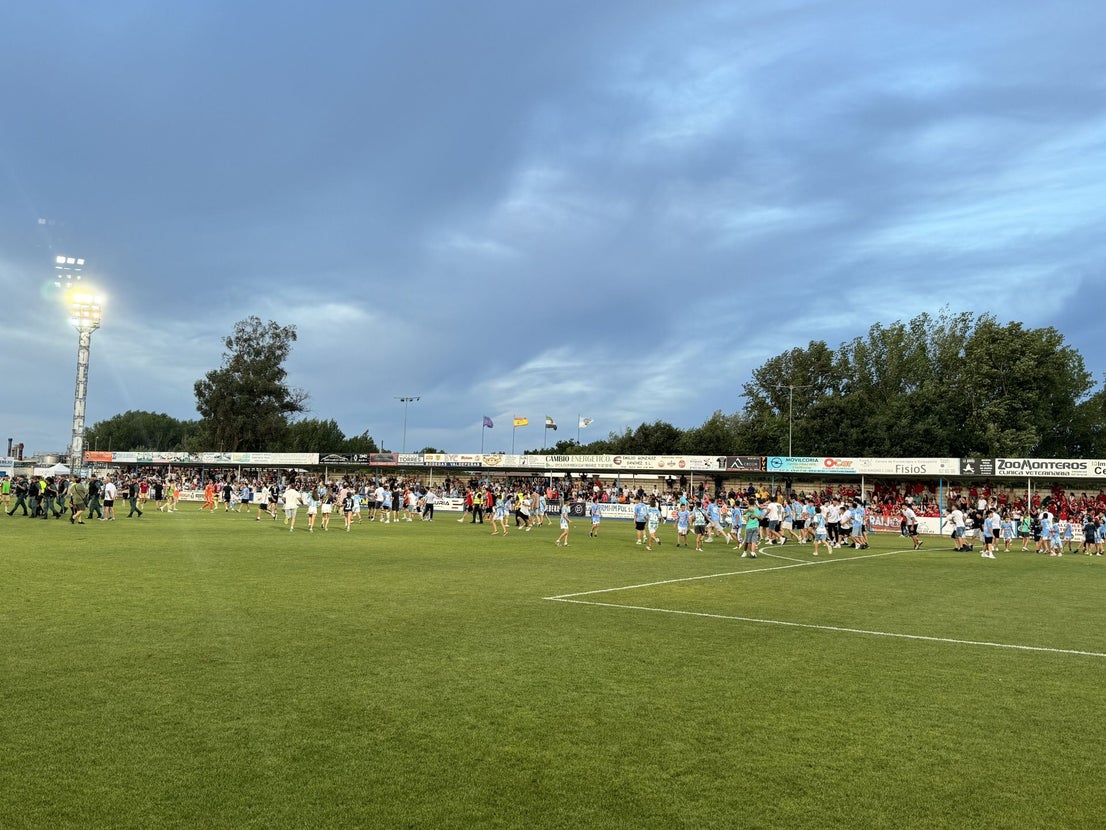 El Coria asciende a Segunda RFEF tras una contundente victoria ante el Real Murcia Imperial
