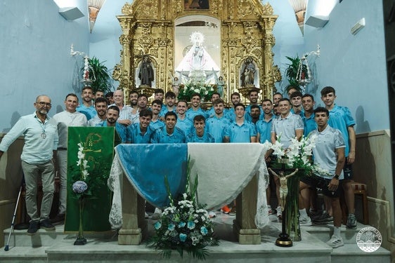CD Coria inicia la temporada con el tradicional ofrecimiento a la Virgen de Argeme
