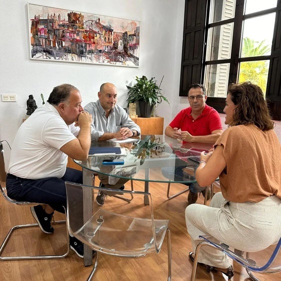 El Ayuntamiento de Coria trabaja en la mejora del servicio de limpieza viaria tras detectar dificultades
