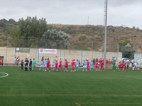 El CD Coria pierde ante el Tenerife B