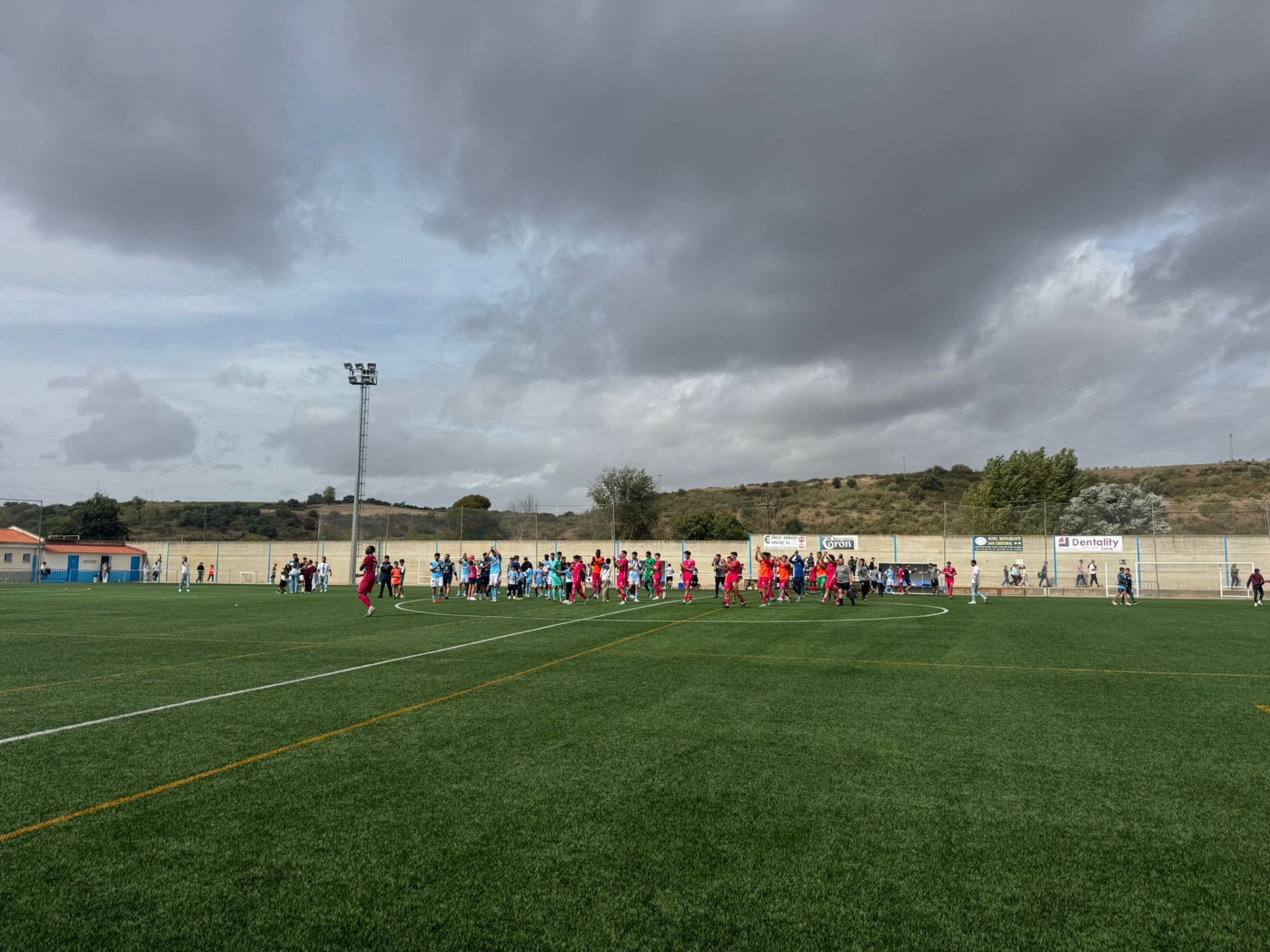 El CD Coria pierde ante el Tenerife B