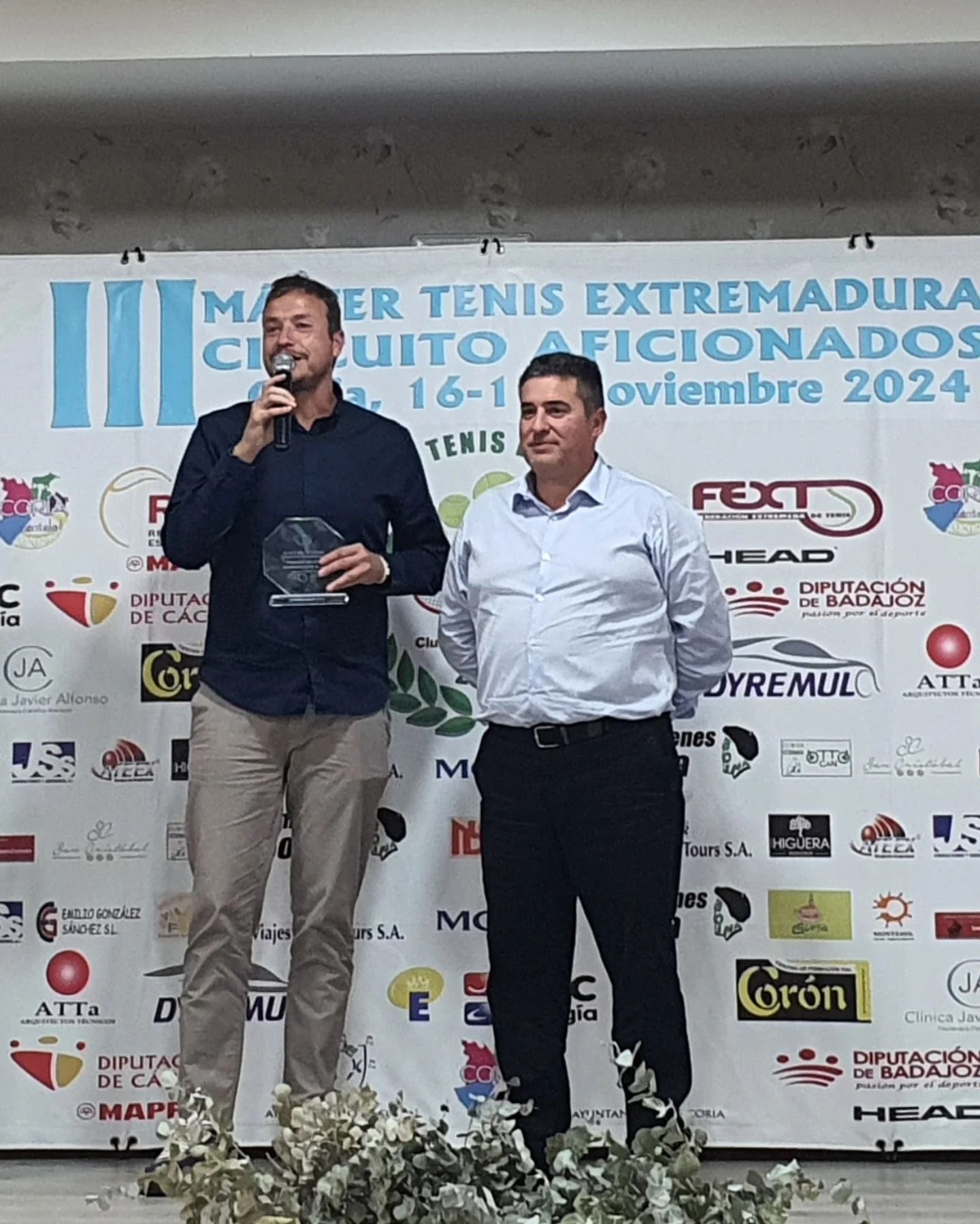 Éxito en la Cena de Gala y Entrega de Premios del III Máster de Tenis Circuito de Aficionados en Coria