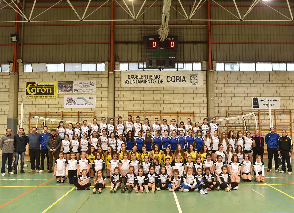 Componentes del Club Voleibol Coria
