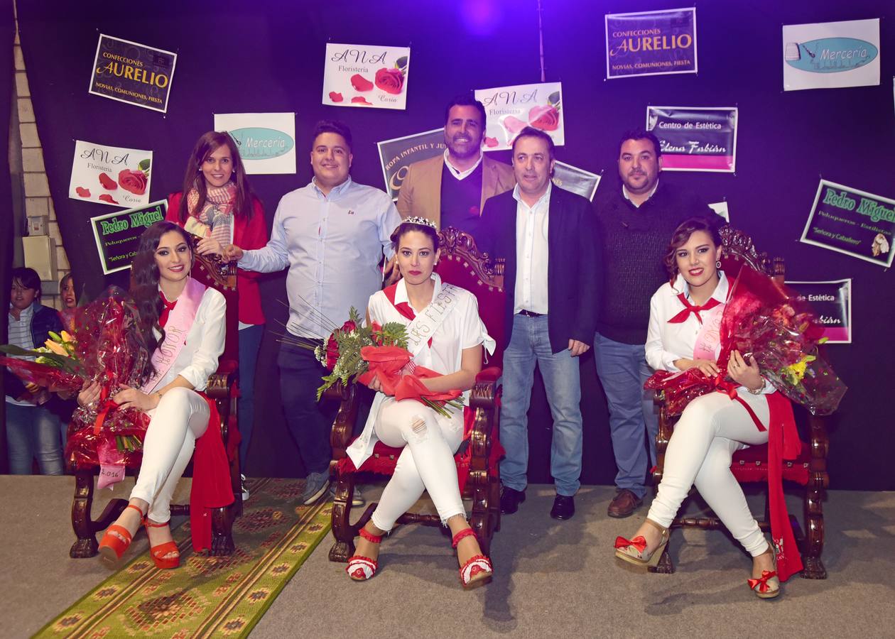 Reina y damas en la elección del año pasado