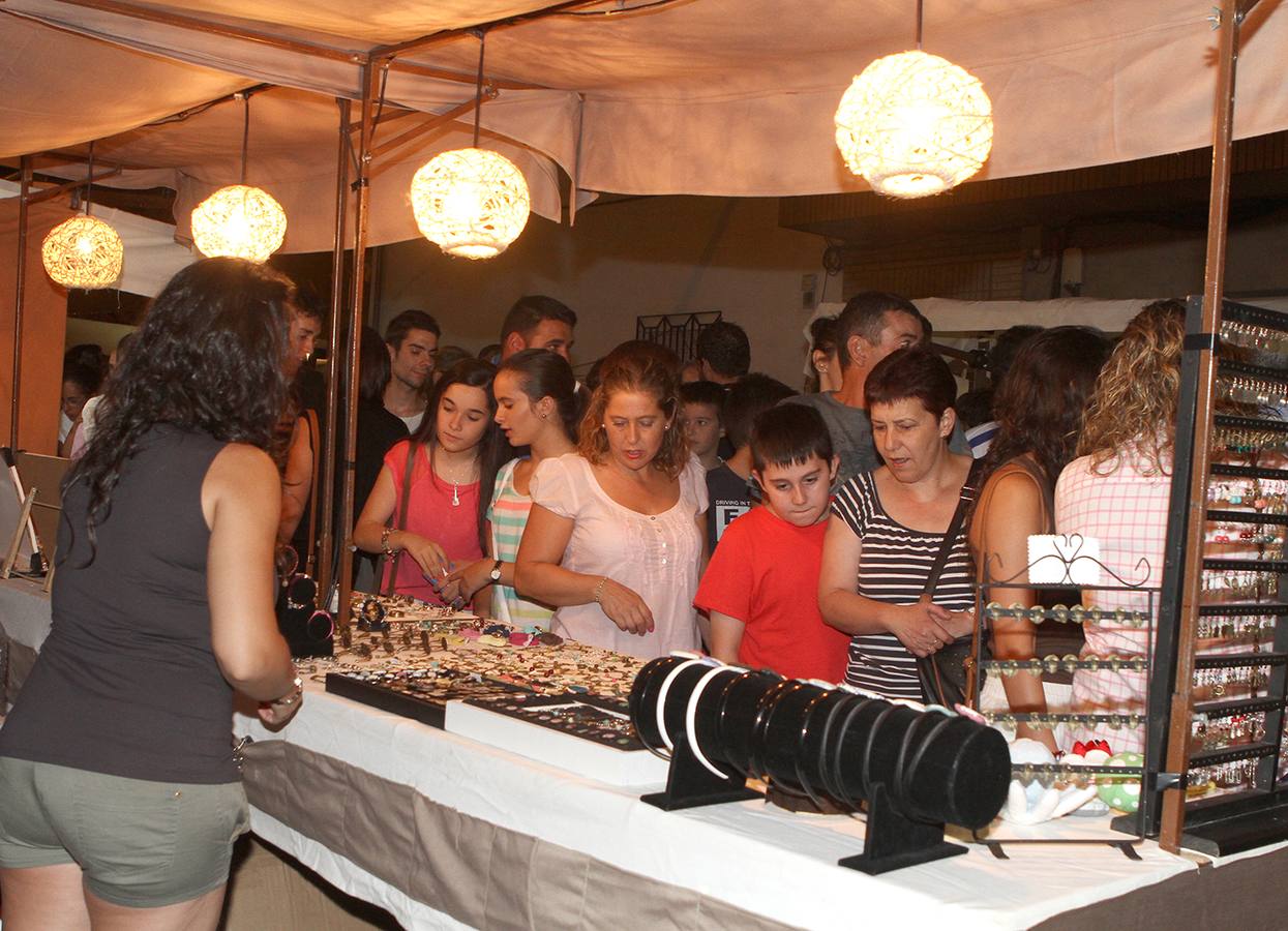 Mercado multisectorial de la barriada de Santiago