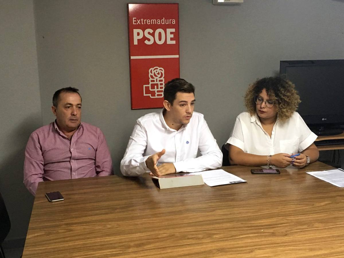 Héctor Lisero informa sobre el nuevo pabellón