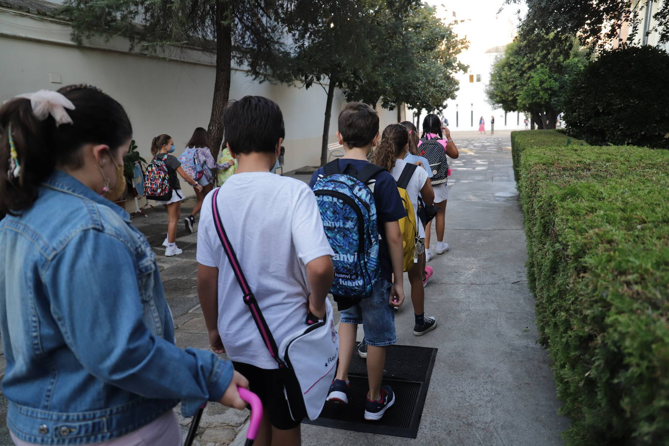 La limpieza de calzado, entre las medidas del protocolo sanitario.