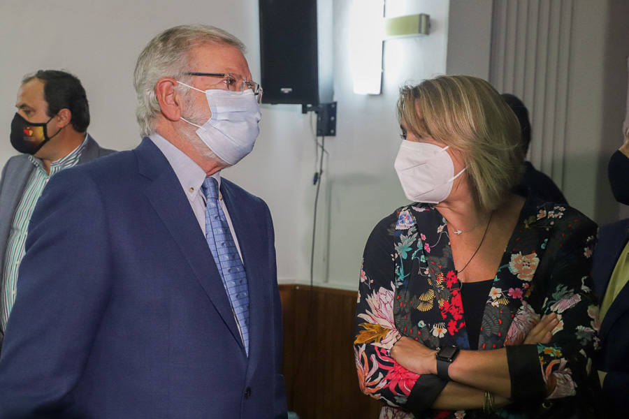 Alrededor de 230 personas han participado en este primer acto.