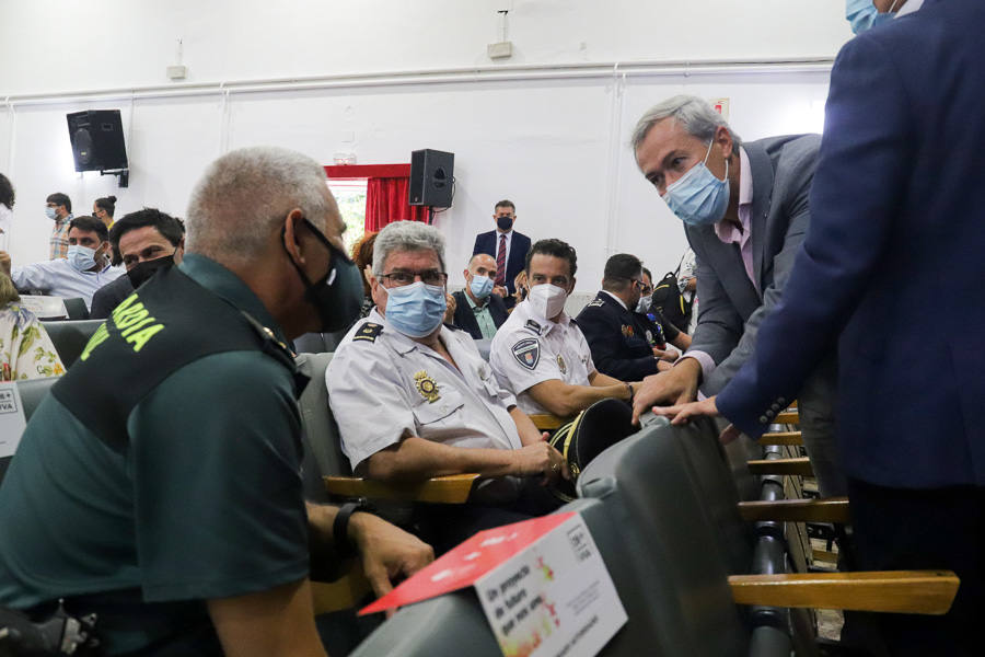 Alrededor de 230 personas han participado en este primer acto.