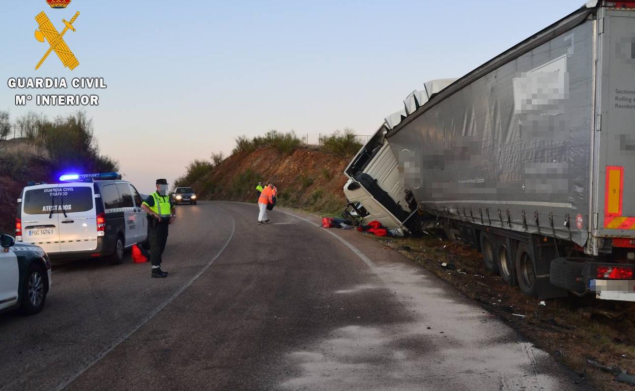 El accidente ocurrió el 15 de octubre en la EX212. 