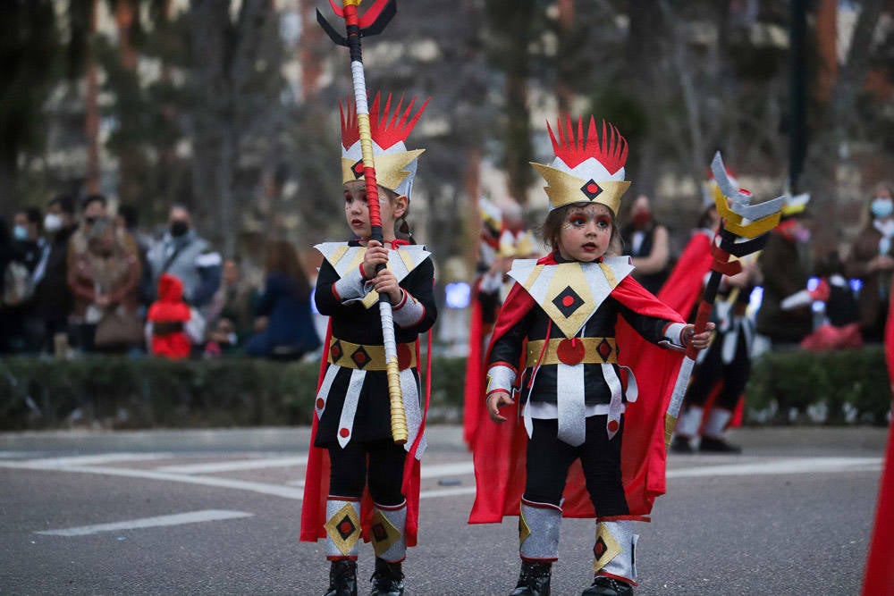 El mensaje de 'No a la guerra' estuvo presente en muchas de las comparsas. 