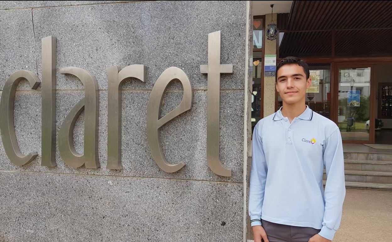 Alejandro Garrido, alumno del Claret, rumbo a Canadá con una beca de Amancio Ortega