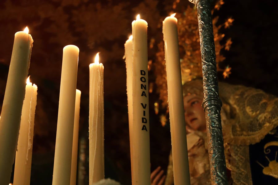 Emotiva procesión en la noche del Jueves Santo.