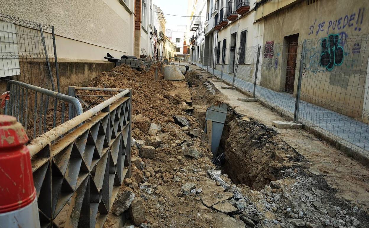 Estado actual de las obras en la calle Ana Solo de Zaldívar. 
