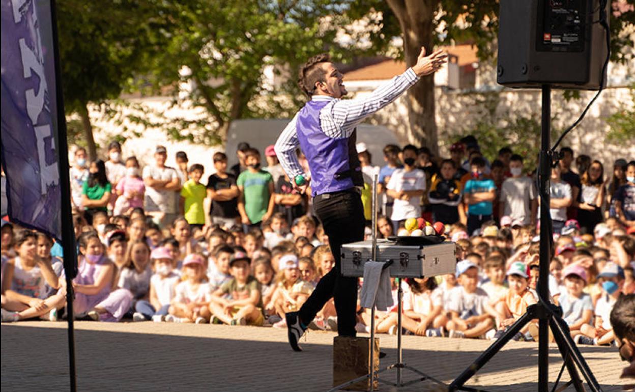 El festival se inauguró ayer en el colegio Zurbarán. 