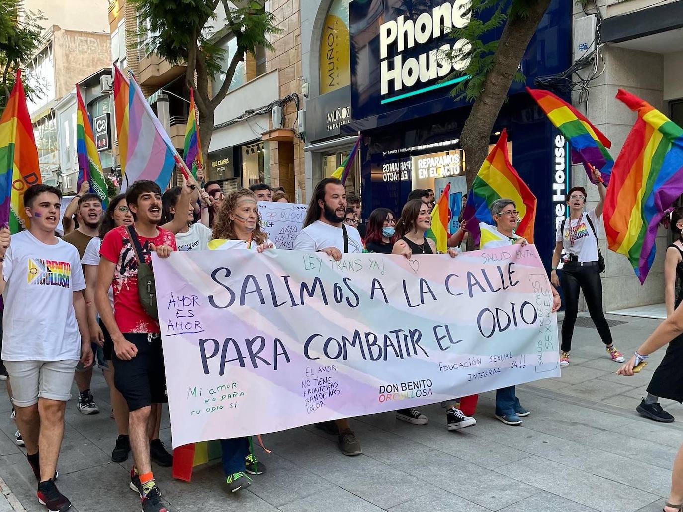 Fotos: Don Benito reivindica su Orgullo