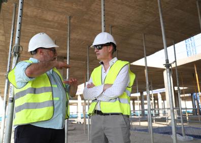 Imagen secundaria 1 - El Diario HOY visitó las obras cuando se cumple un año de su inicio. 