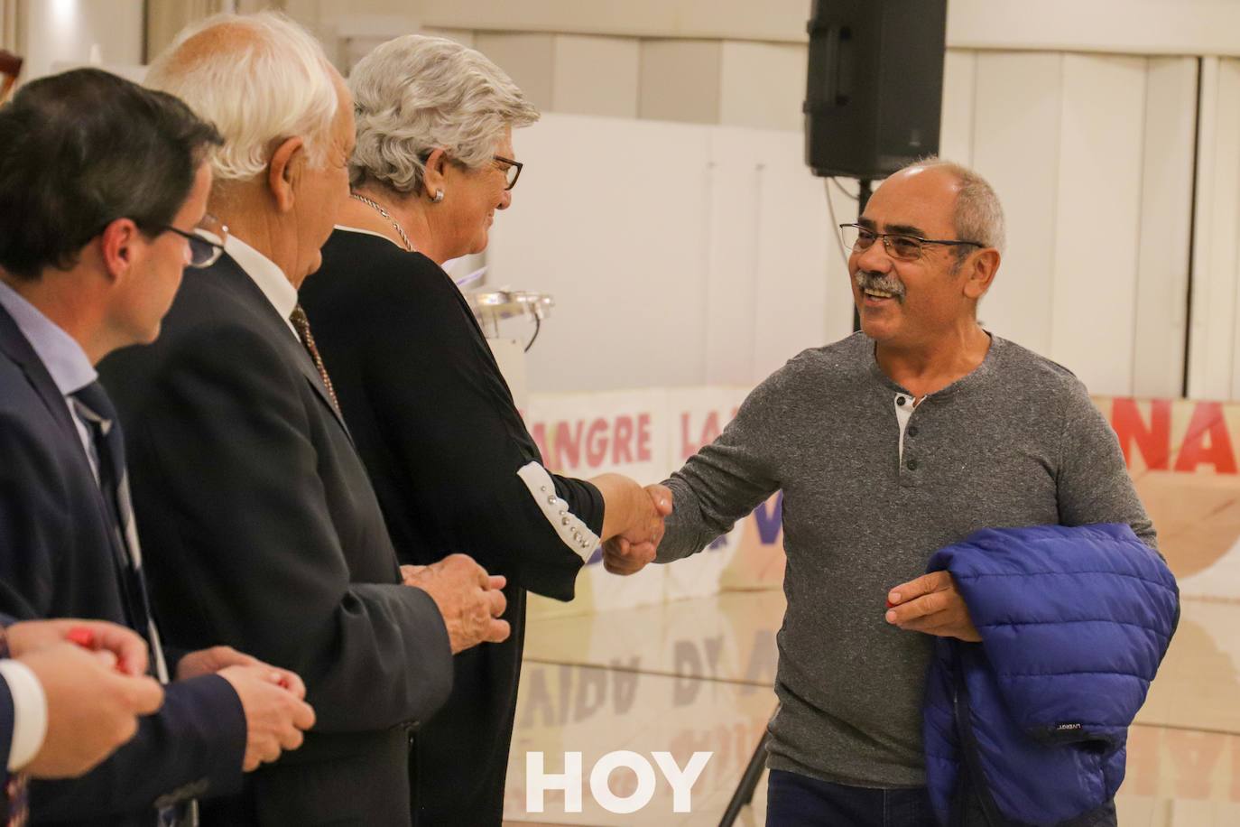 Los protagonistas fueron los donantes de sangre que recibieron distinciones por sus numerosas aportaciones.