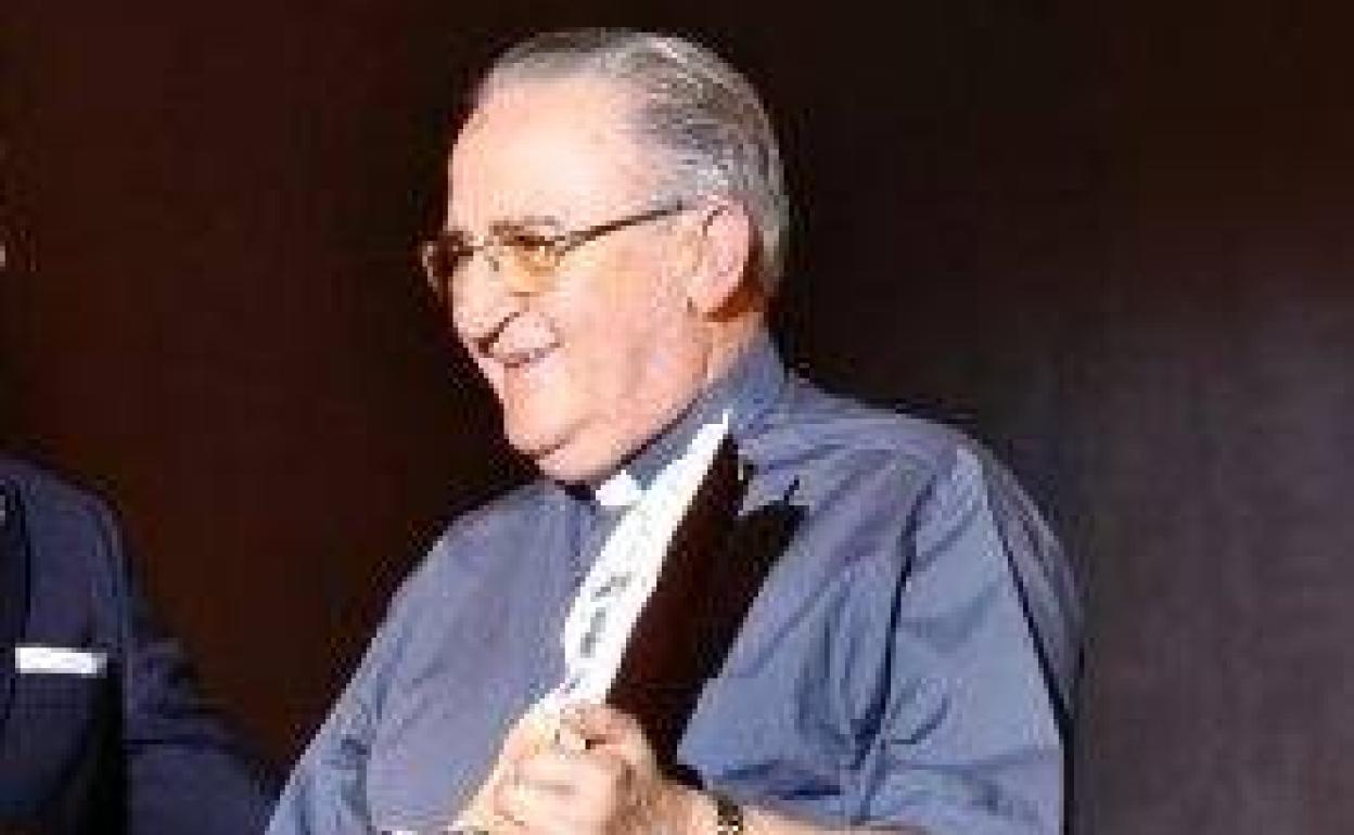 Emilio Bravo recogió en 2015 el premio 'Candil de Plata'. 