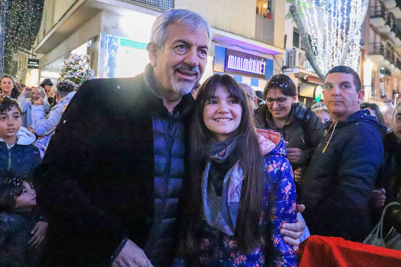 Carlos Sobera enciende la Navidad en Don Benito. 