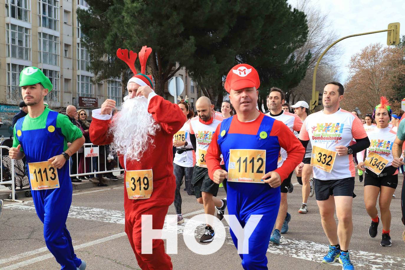 En la prueba no faltaron disfraces y diversión. 