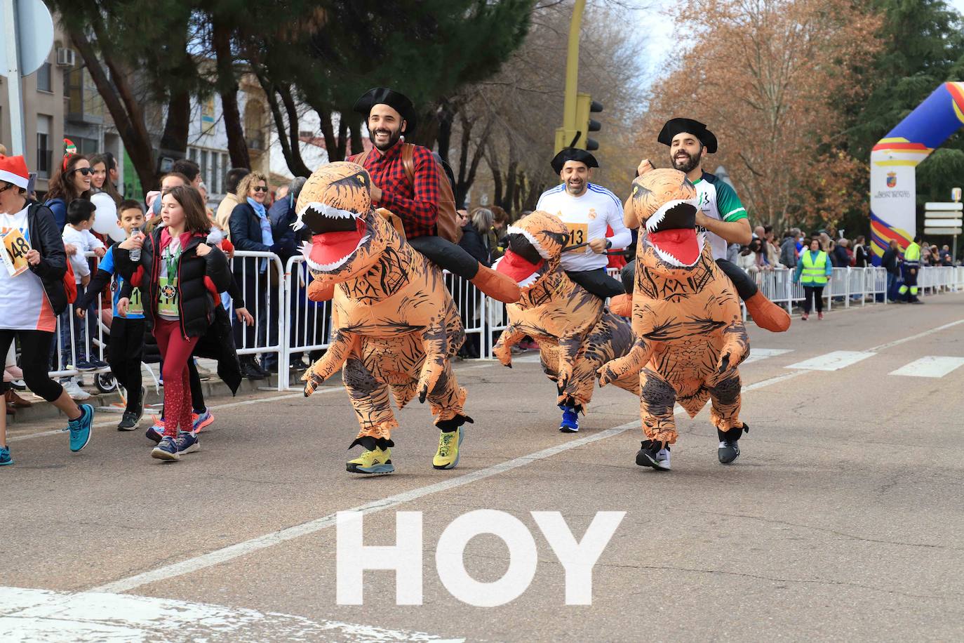 En la prueba no faltaron disfraces y diversión. 