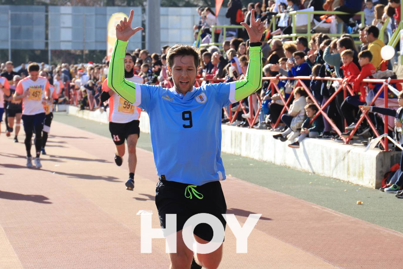 En la prueba no faltaron disfraces y diversión. 