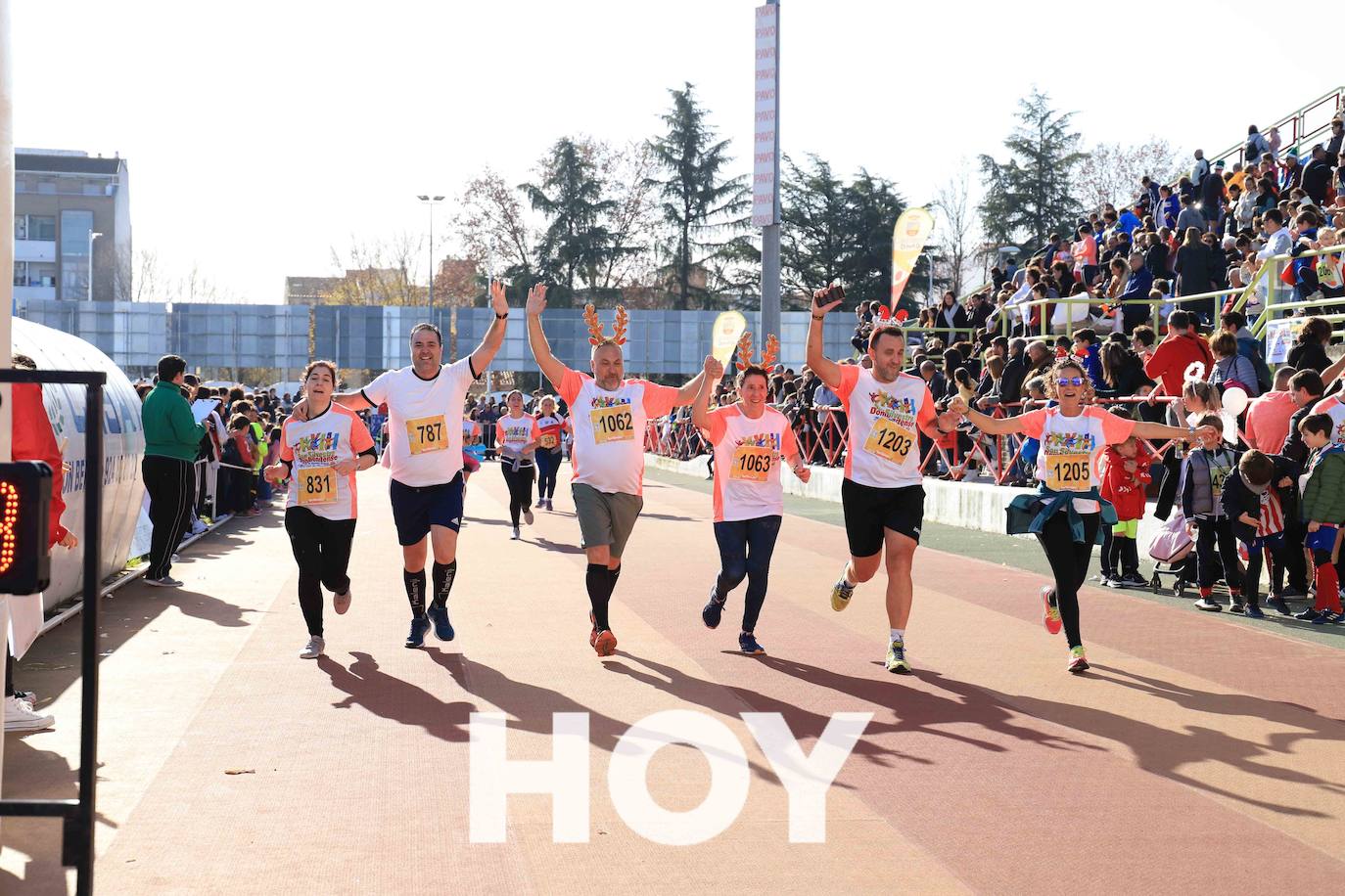 En la prueba no faltaron disfraces y diversión. 