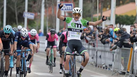 «Es complicado, pero intentaré vivir del ciclismo»