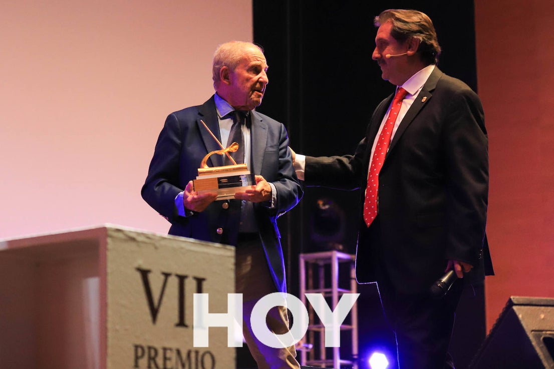 José María García, agradecido por el Premio Santiago Castelo