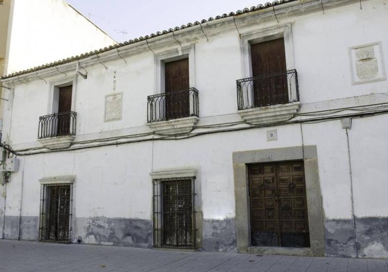 Comienzan las obras de reforma de la casa de los Guillén