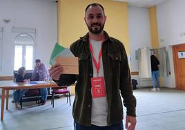 Jairo Pino seguirá como alcalde de Vivares tras obtener más del 90% de los votos.