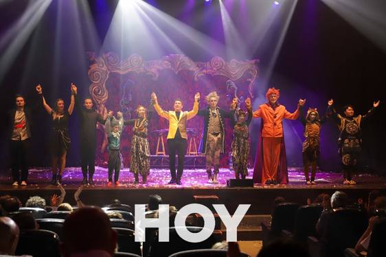 La gala internacional pone el broche de oro a Extremagia