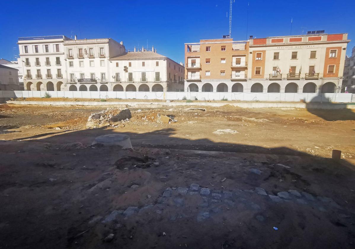 Ayuntamiento y adjudicataria avanzan en la rescisión del contrato de la plaza de España