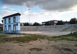 Estado actual de la zona del anfiteatro del parque de Las Albercas.