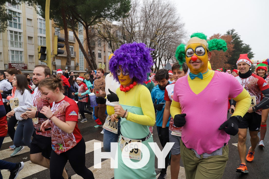 Diversión en la Sansilvestre Dombenitense para despedir el 2023